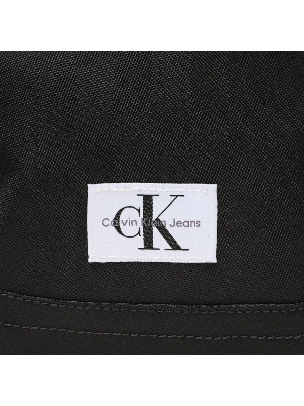 CALVIN KLEIN JEANS - Image 2