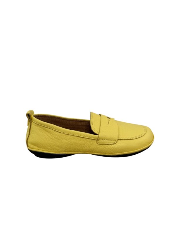 CAMPER